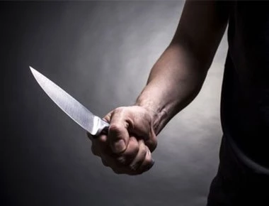 Δράμα: Επίθεση αλλοδαπών με μαχαίρι σε 52χρονο